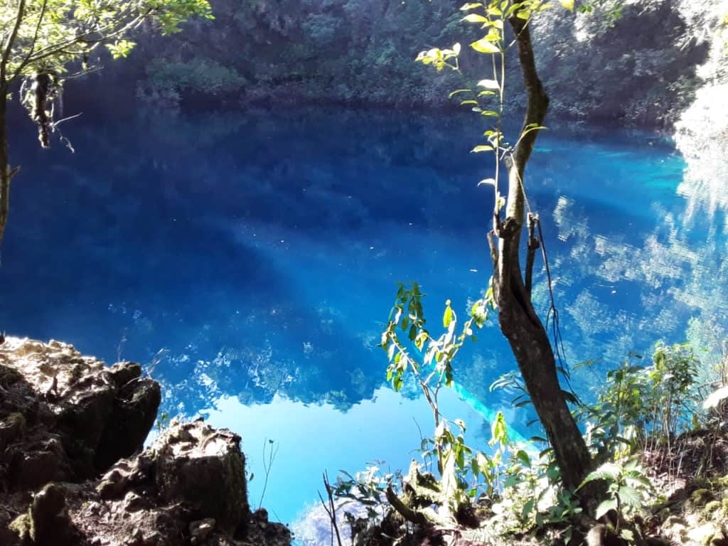 Cenote Azul Laguna Brava