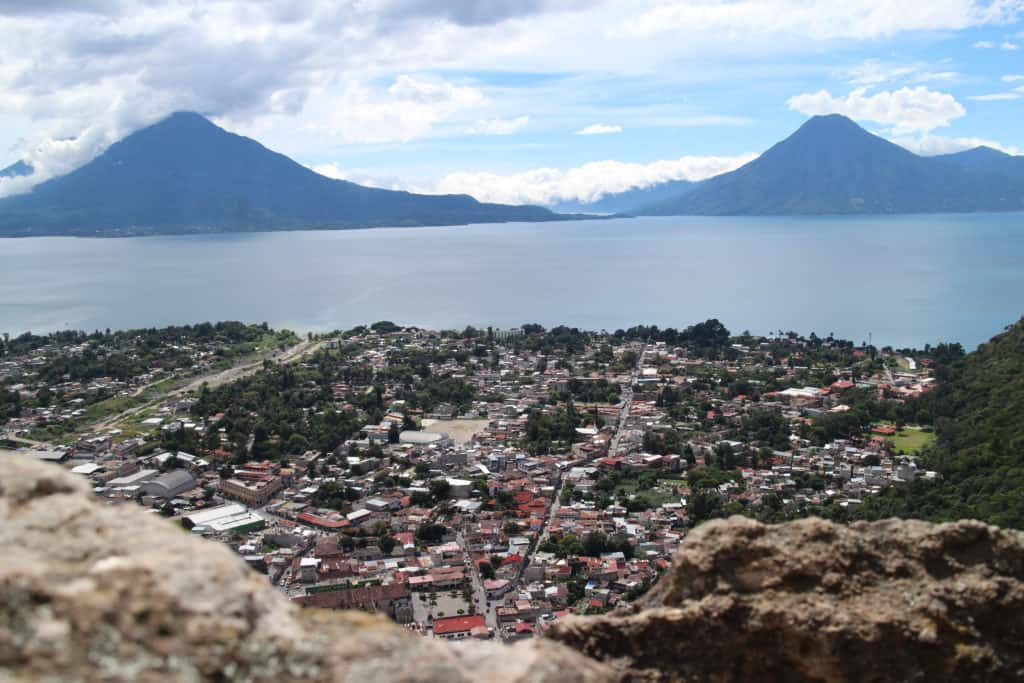 Piedra-del-Sope Atitlán Guatemala