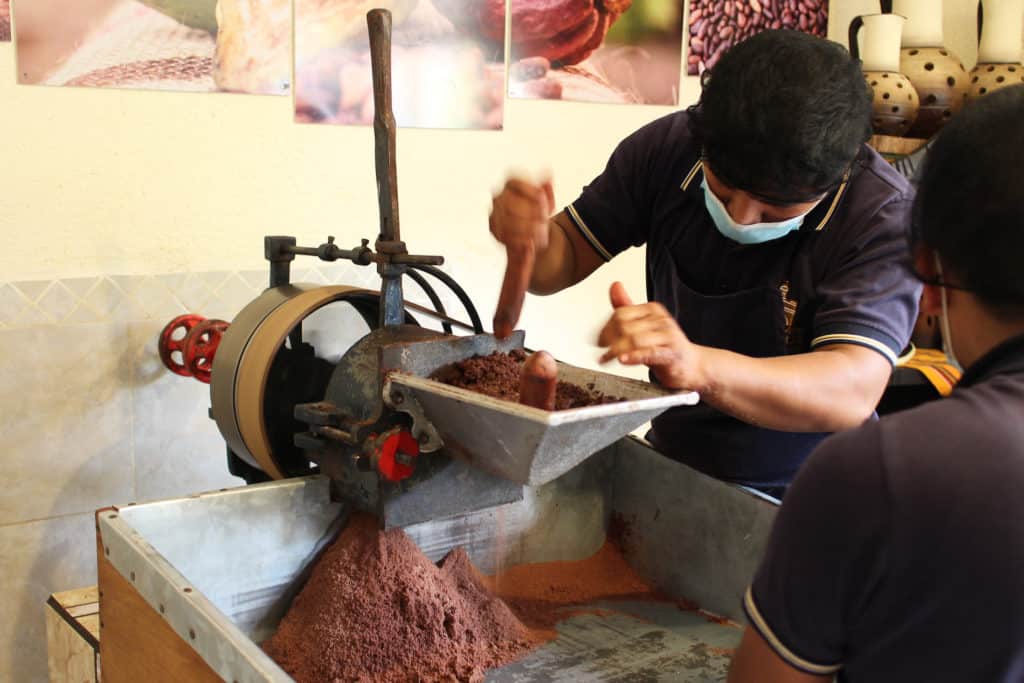 Chocolate Antigua in San Juan del Obispo - Things to do in Antigua Guatemala
