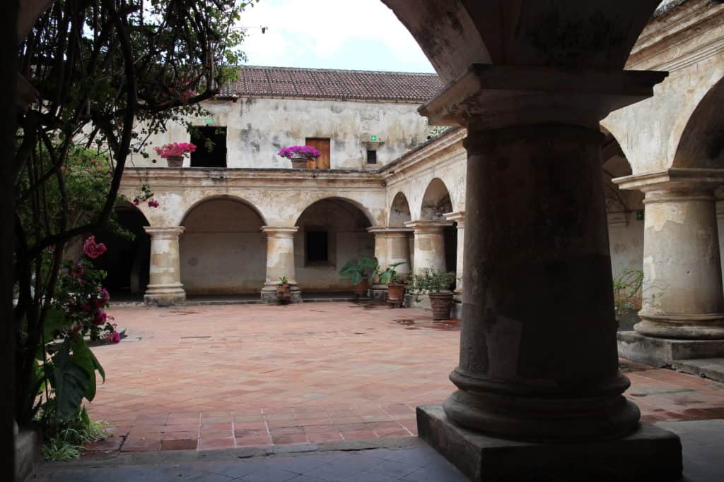 Convento las Capuchinas - Cosas que hacer en Antigua Guatemala