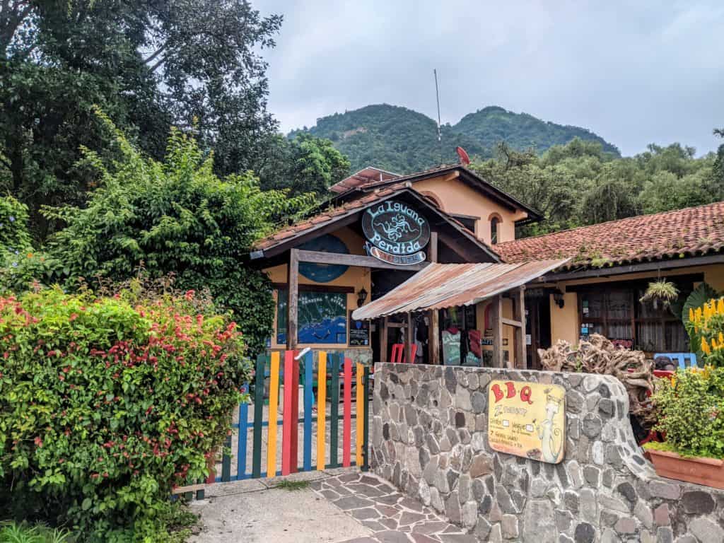 La Iguana Perdida Hostel in Santa Cruz la Laguna