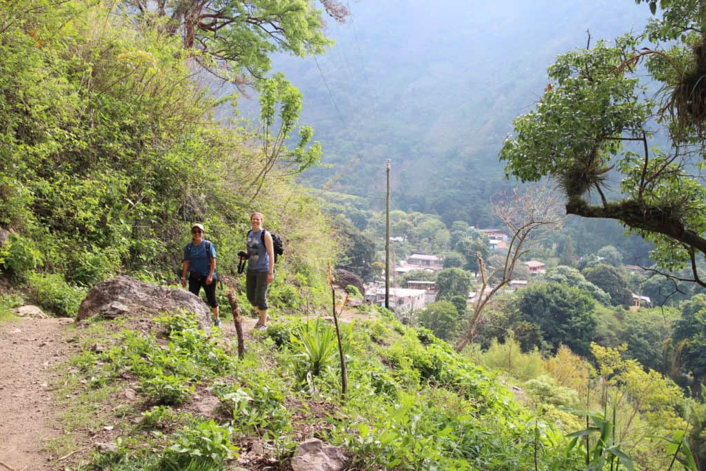 Excursión de Santa Cruz la Laguna a Tzununa