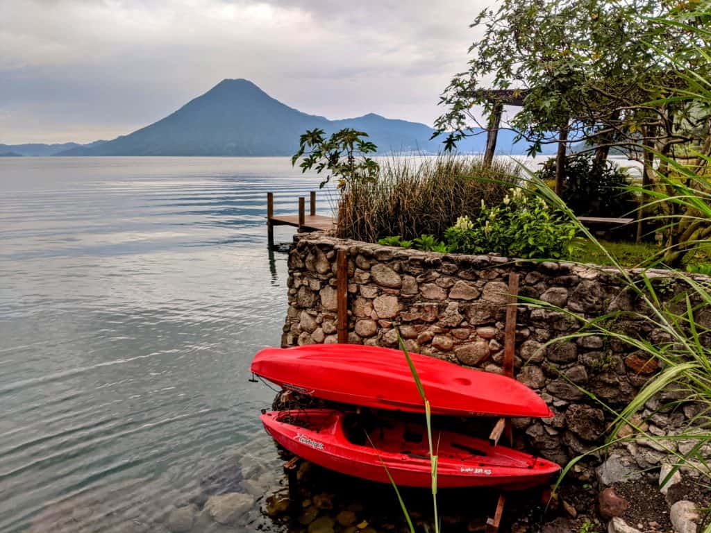 Haciendo Kayak en Santa Cruz, Lago de Atitlán