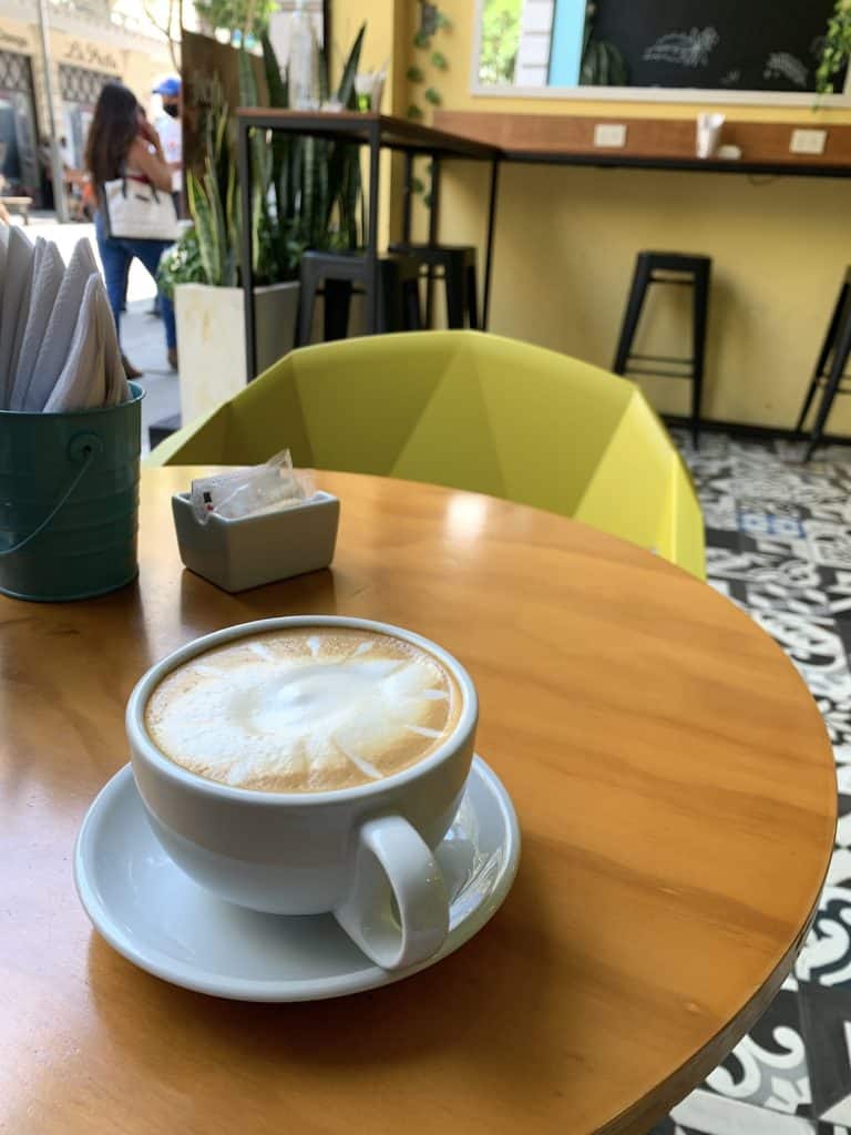 Cappuccino en La Tacita